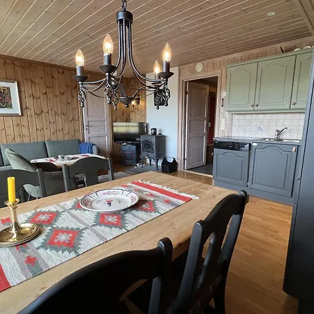 Spacious For Up To 5 Guests *