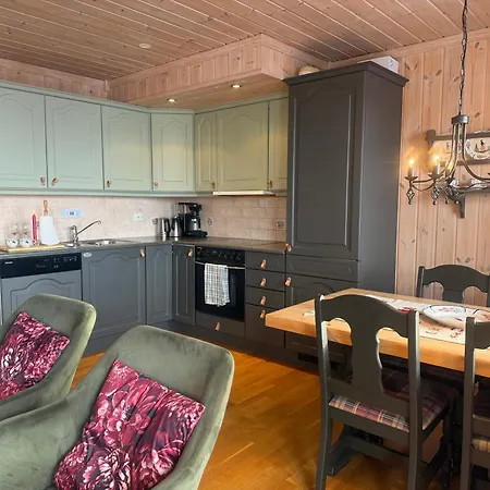 Spacious For Up To 5 Guests Leilighet