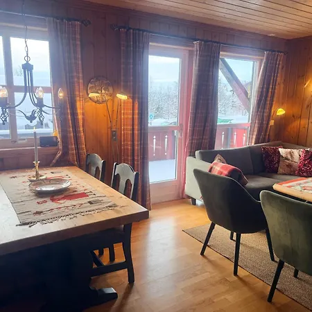 Spacious For Up To 5 Guests Leilighet Beitostolen